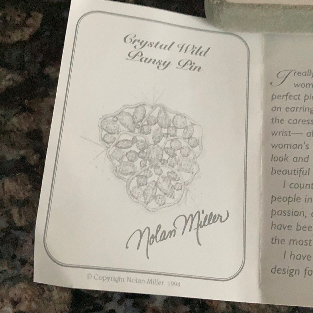 NOLAN MILLER VINTAGE CRYSTAL WILD PANSY PIN - Picture 7 of 7